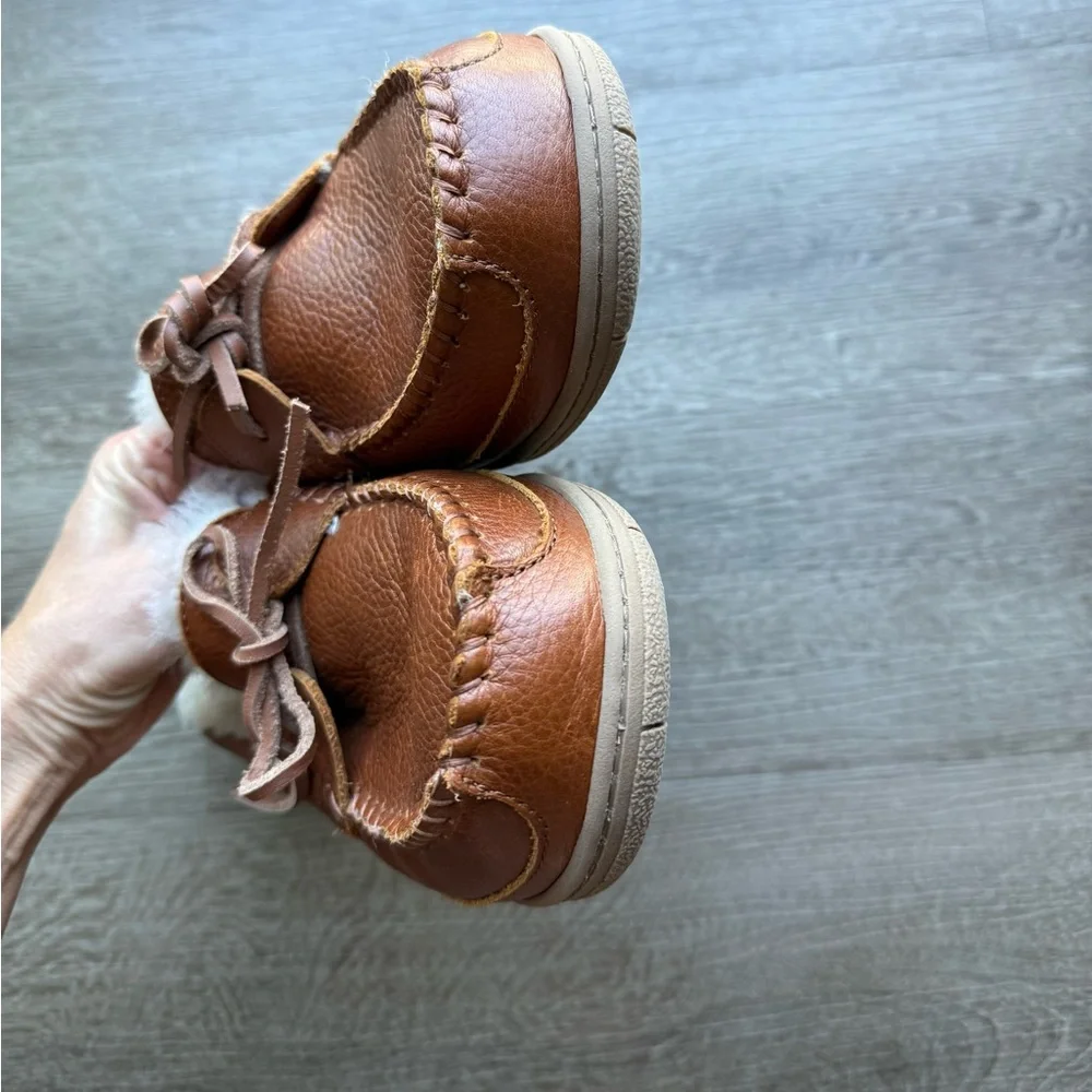 Lands' End Unisex Brown Fuzzy Leather Loafers US 8 M/ US 10 W - Picture 4 of 8